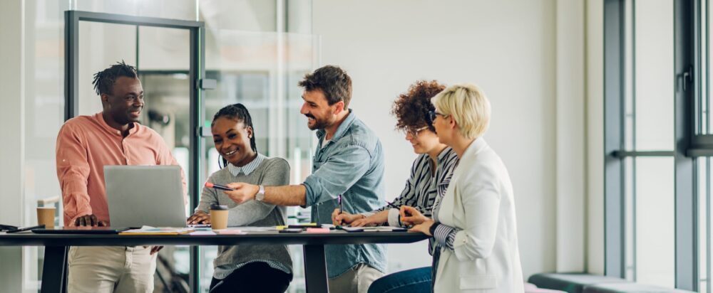 Diverse,Employees,Gathered,In,The,Office,Having,Fun,During,Brainstorming