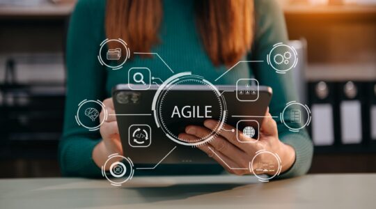 Agile,Development,Methodology,Concept.,Business,Hand,Using,Laptop,Computer,And